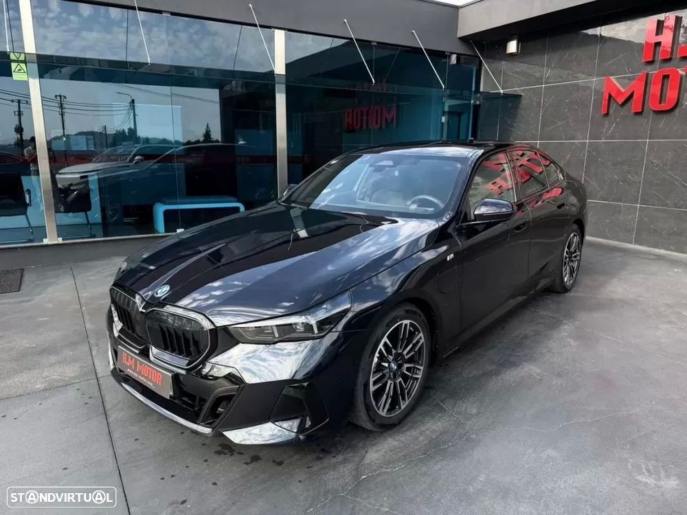BMW 530 e Pack Desportivo M Pro - 14