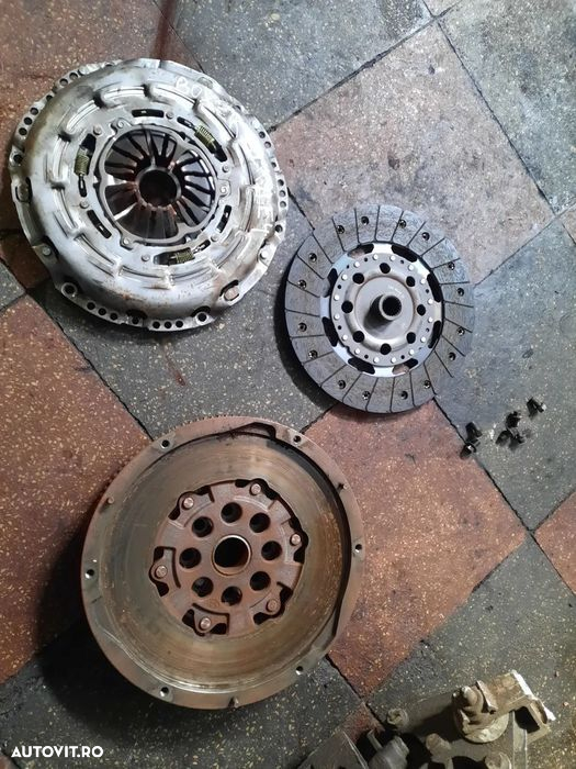 Kit ambreiaj masa dubla volanta placa si disc luk aproape nou peugeot - 5