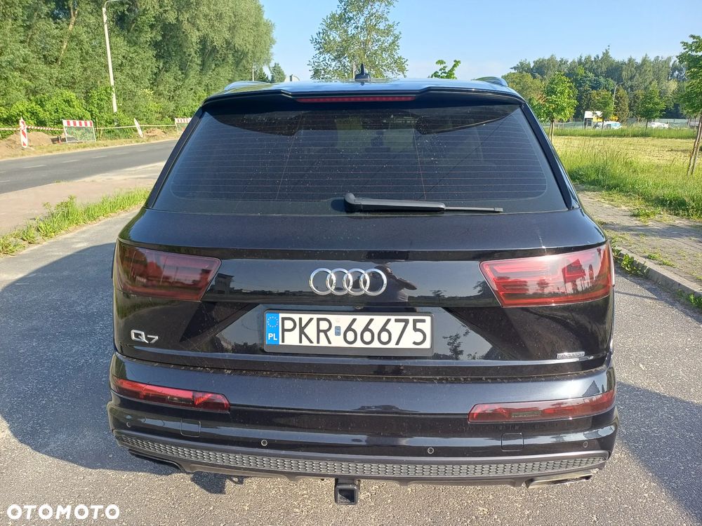 Audi Q7 - 6