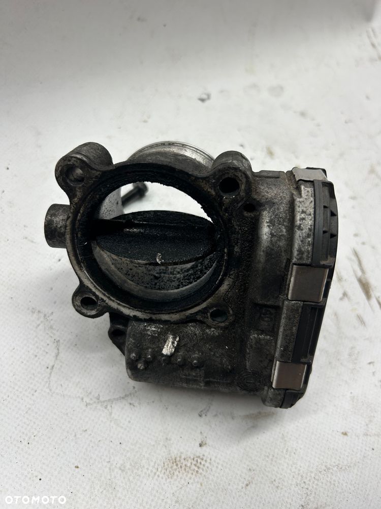 PRZEPUSTNICA VOLVO V60 XC60 V70 XC70 2.4 D4 D5 31216665 - 4