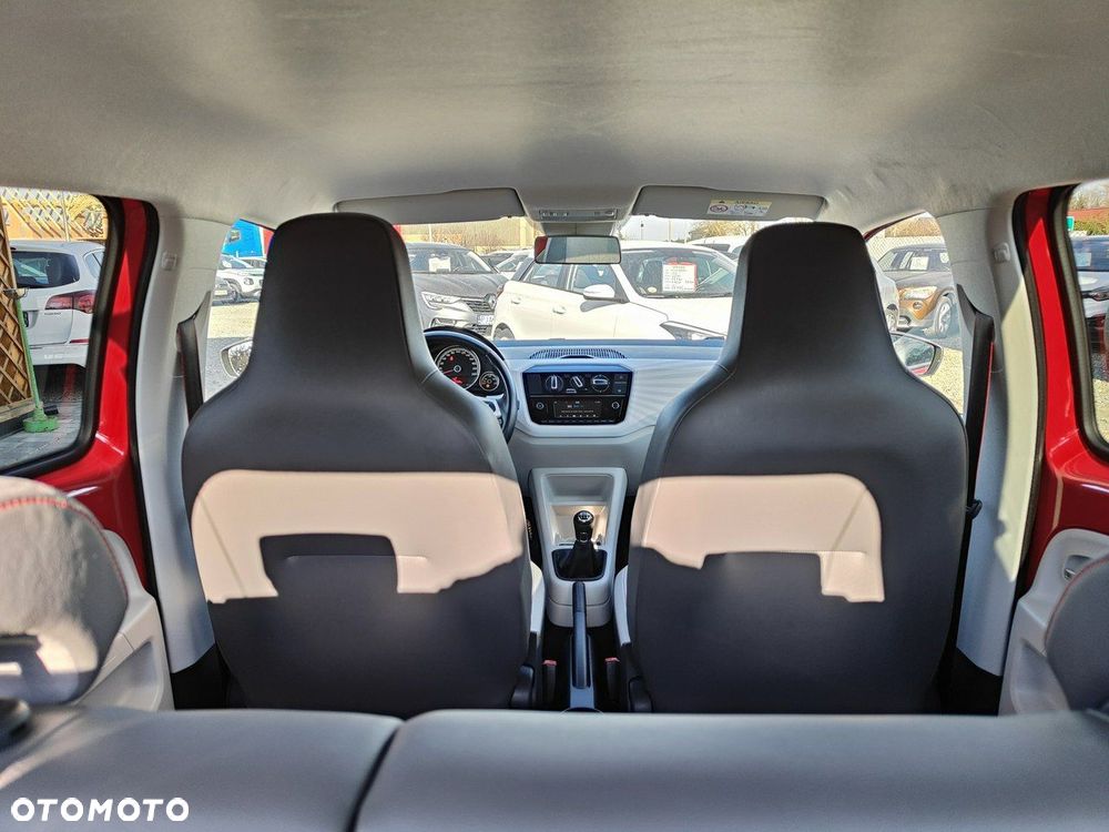 Volkswagen up! 1.0 Beats - 15