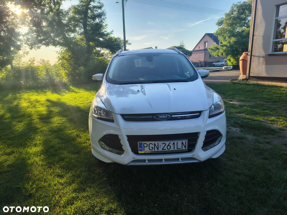 Ford Kuga 2.0 TDCi 2x4 Titanium - 5