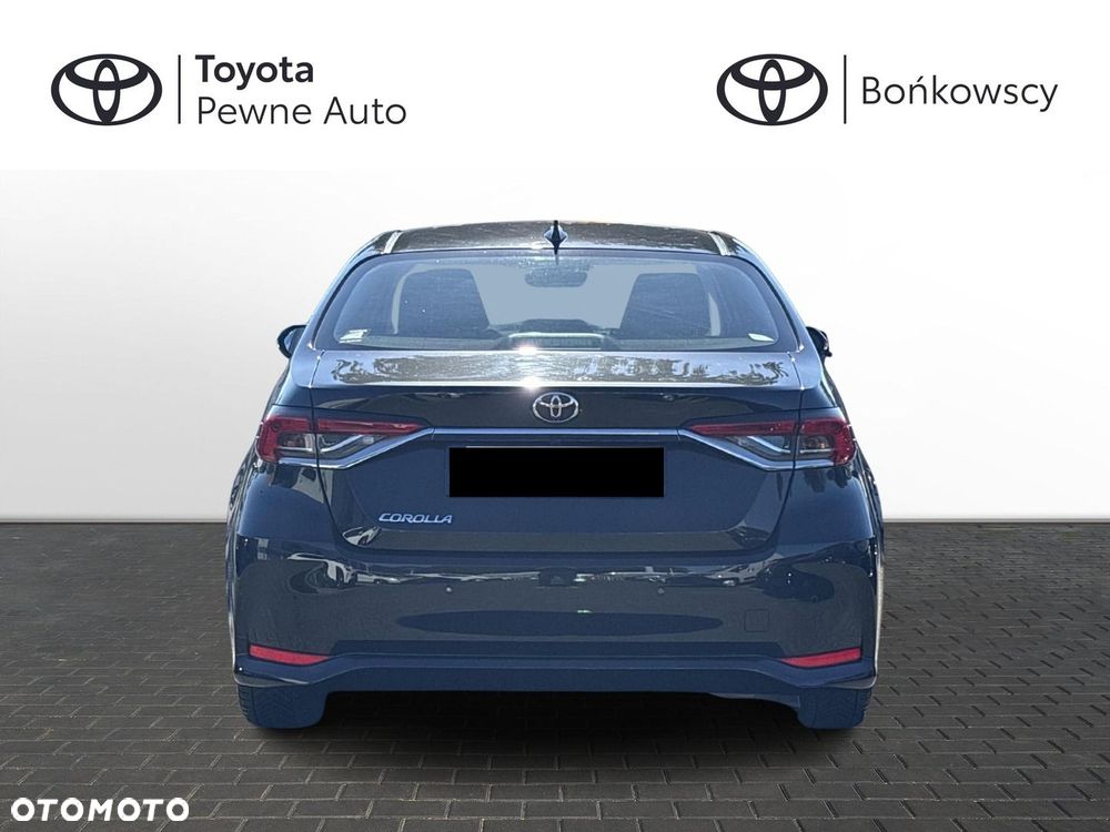 Toyota Corolla - 11