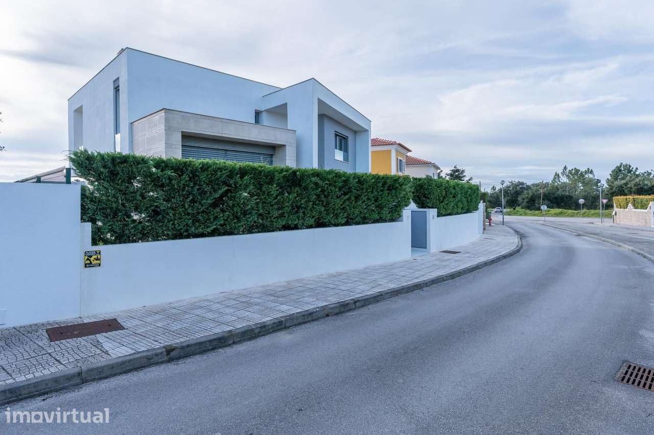 Moradia Isolada T4 com piscina, Azeitão, Setubal - Grande imagem: 2/54