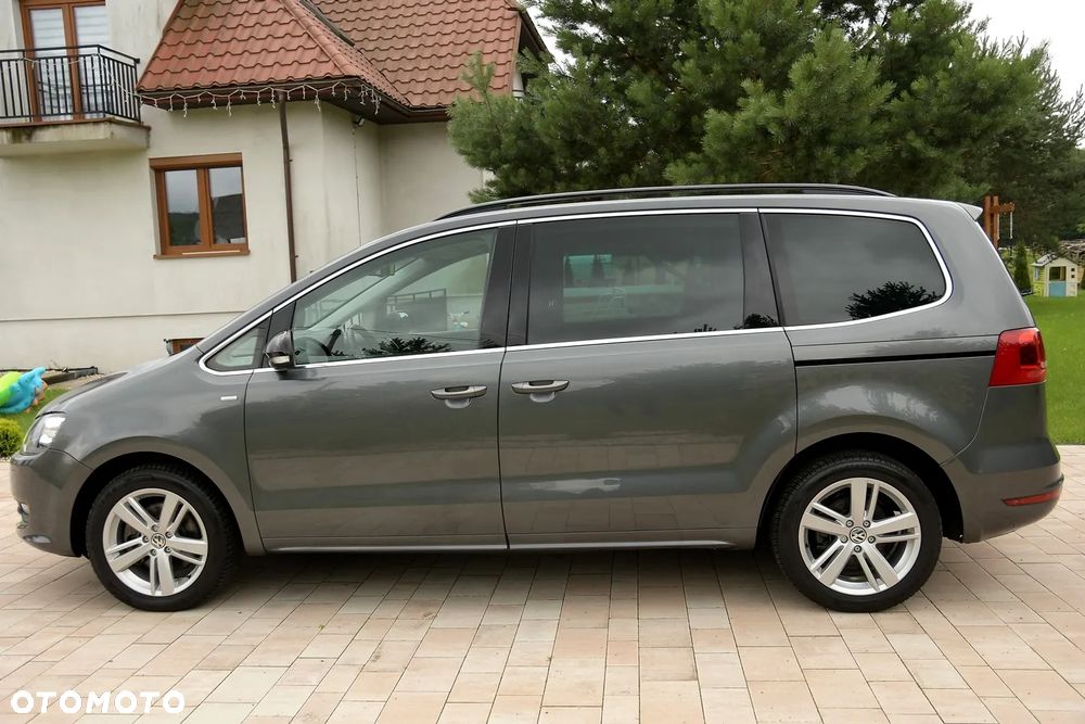 Volkswagen Sharan 2.0 TDI DSG Highline - 4