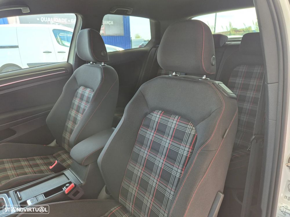 VW Golf GTI (BlueMotion ) DSG - 9