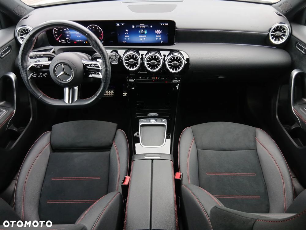 Mercedes-Benz Klasa A 200 AMG Line 7G-DCT - 5