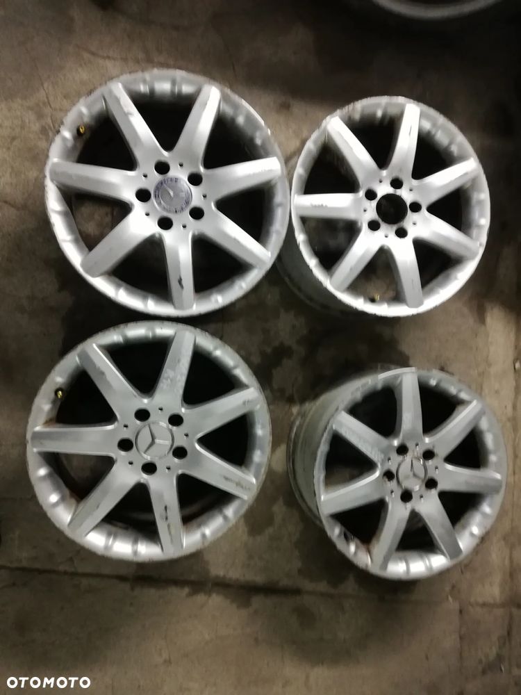 Felga aluminiowa Mercedes-Benz OE A2034012402 R17 - 1