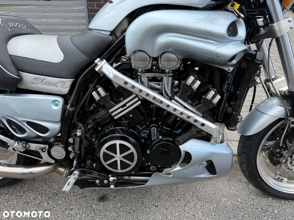 Yamaha V-MAX - 31