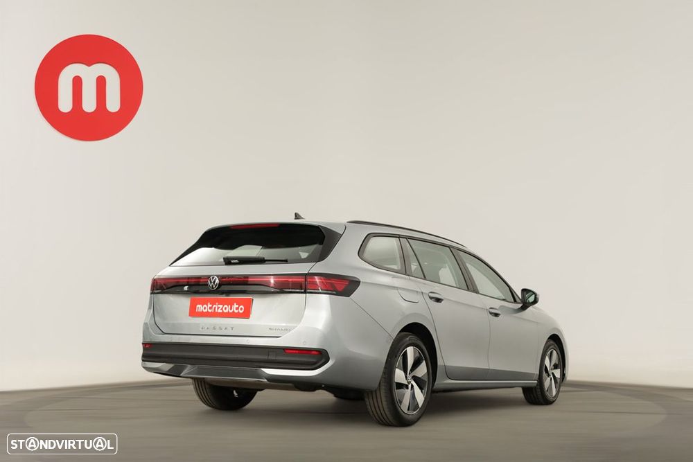 VW Passat Variant 1.5 TSI eHybrid DSG - 4