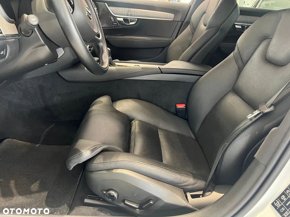 Volvo V90 Cross Country B5 D AWD Geartronic Pro - 13