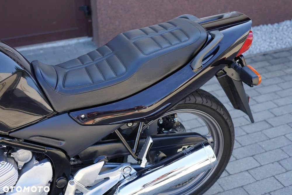 Yamaha XJ - 25