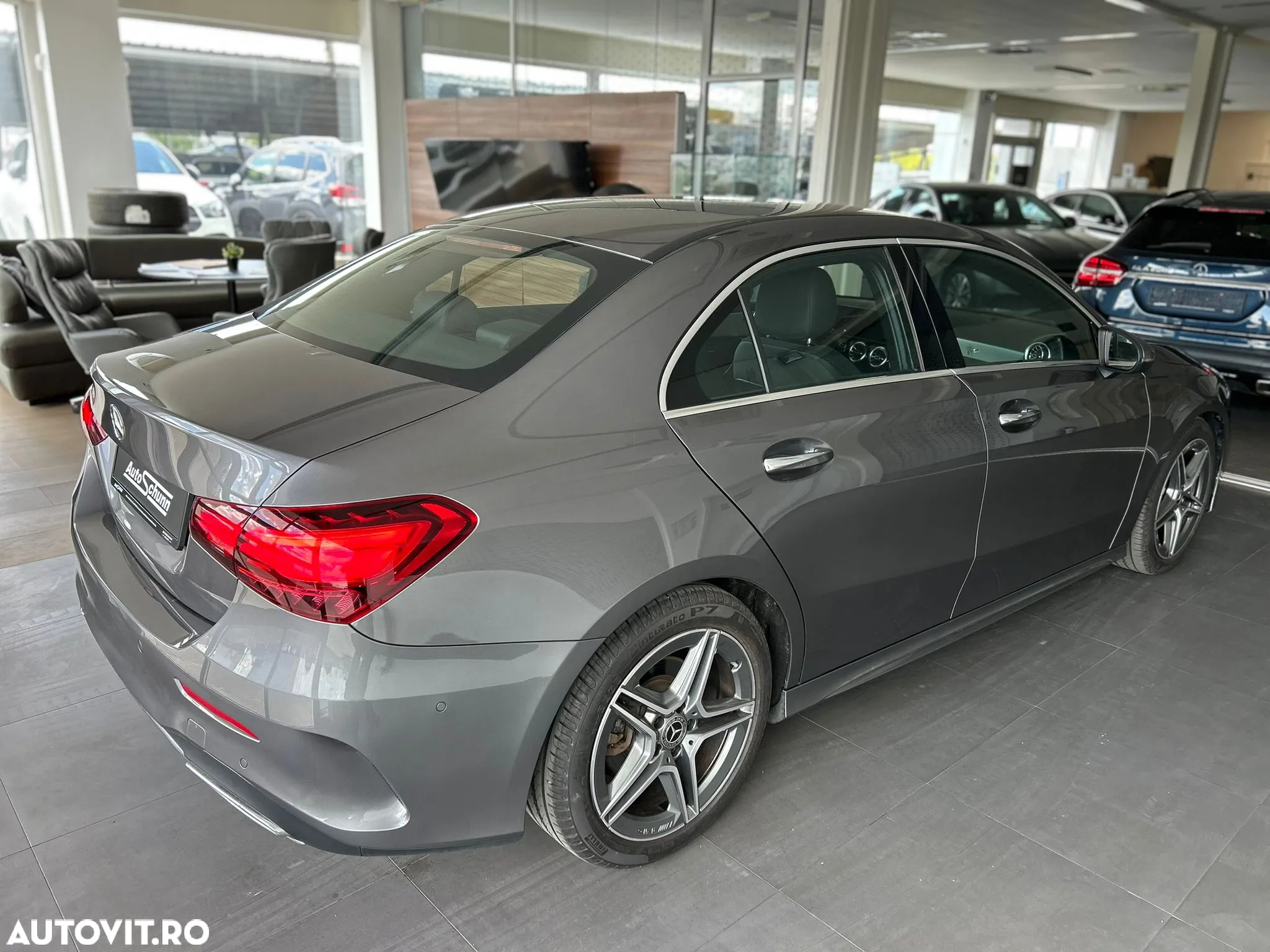 Mercedes-Benz A 200 7G-DCT AMG Line - 6