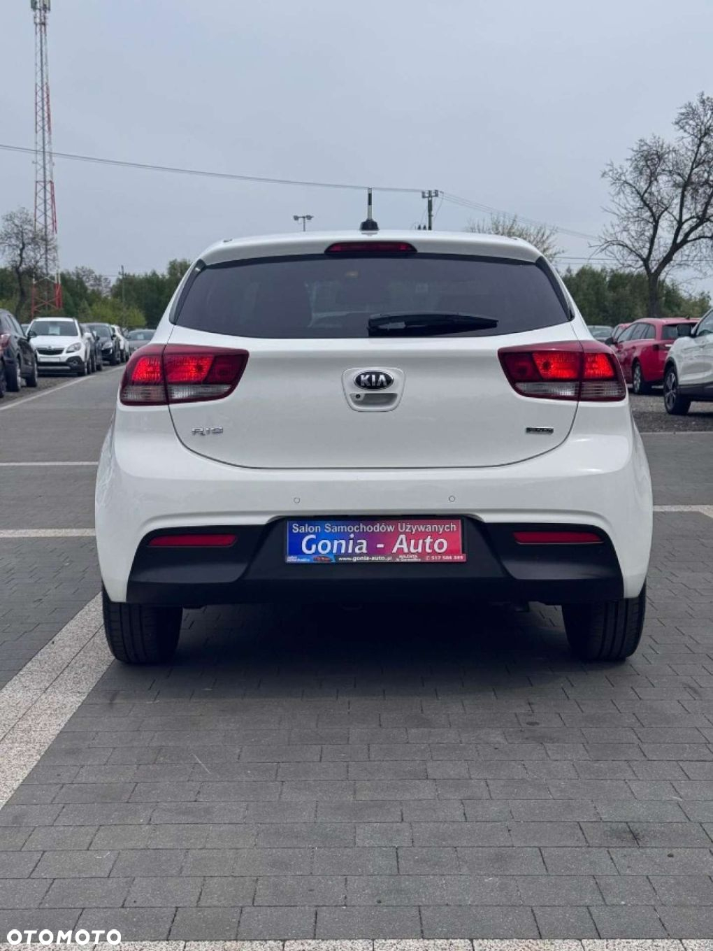 Kia Rio - 5