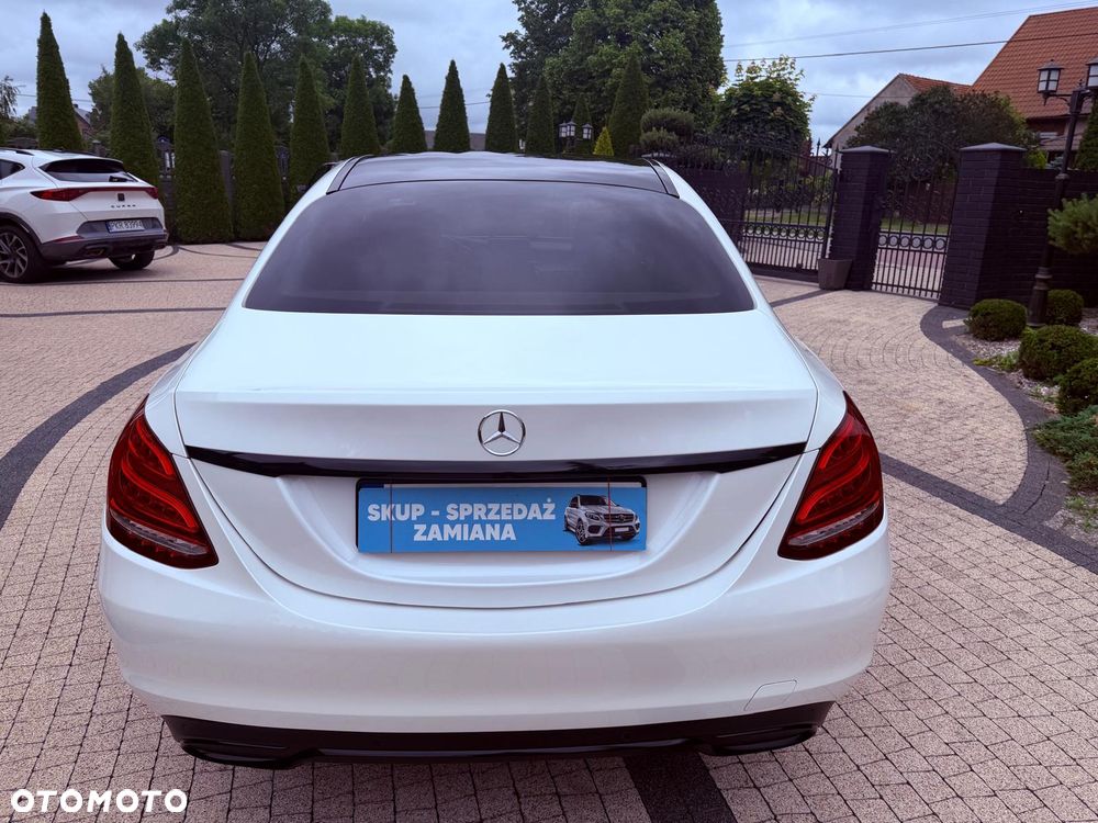 Mercedes-Benz Klasa C 200 9G-TRONIC Exclusive - 36