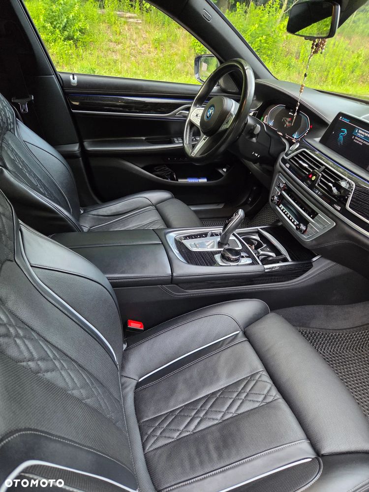 BMW Seria 7 - 2