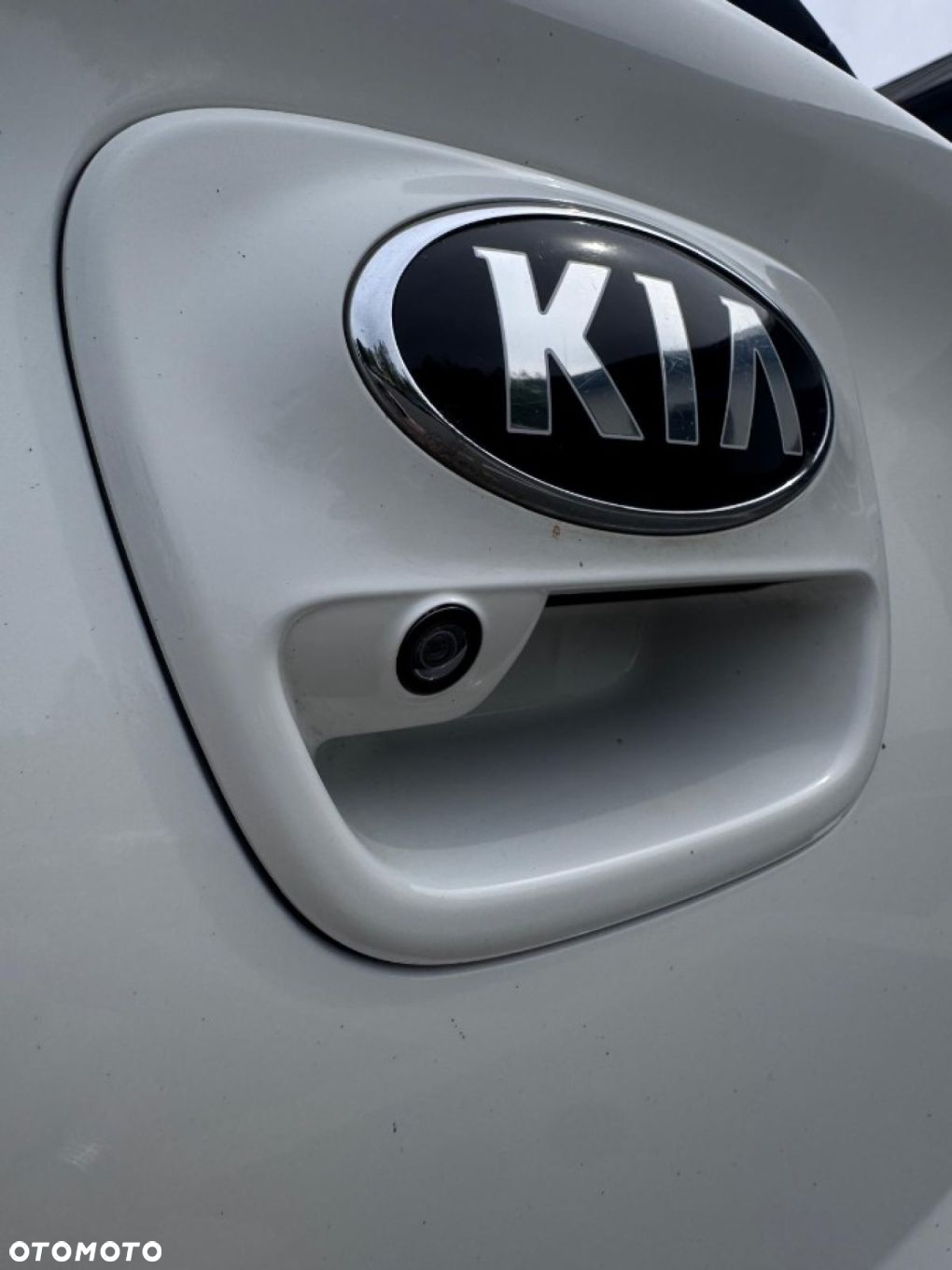 Kia Rio - 32