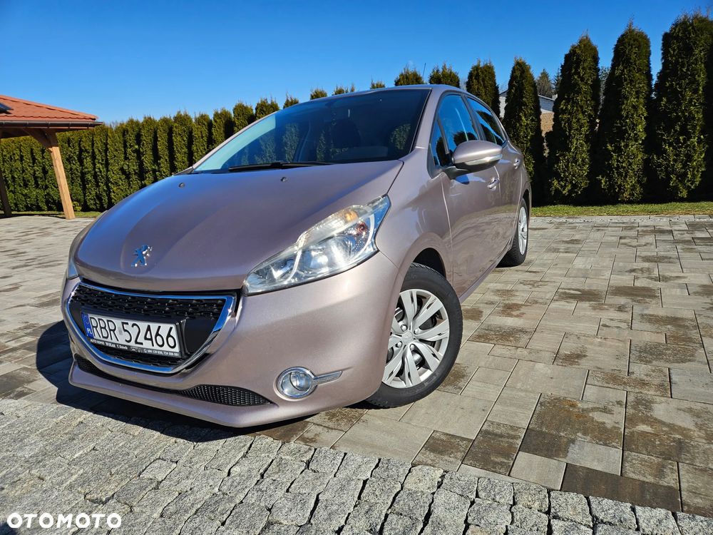 Peugeot 208 82 PureTech Style - 1