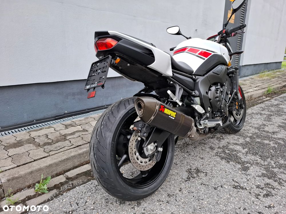 Yamaha FZ8 - 8