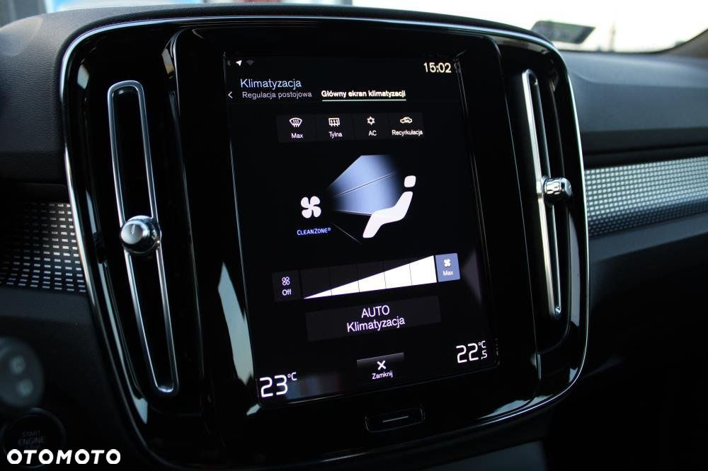 Volvo XC 40 - 32