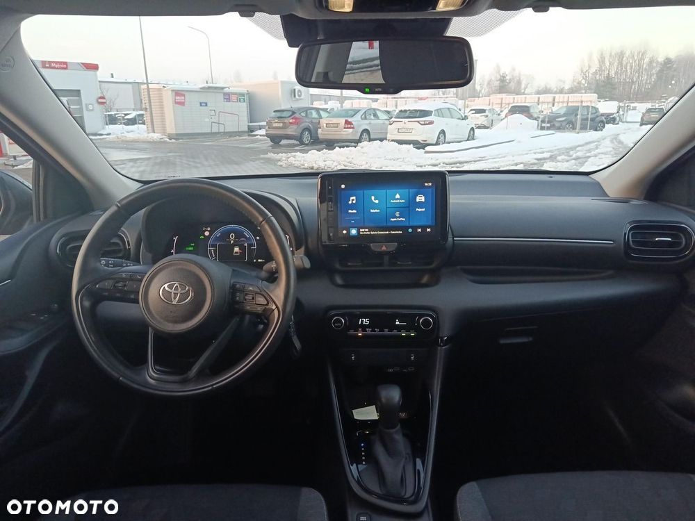 Toyota Yaris Hybrid 1.5 Style - 11