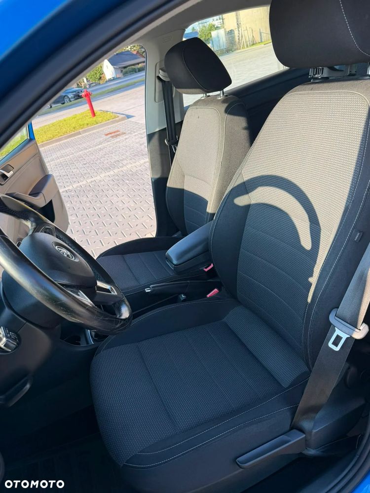 Skoda RAPID 1.6 TDI DPF Style - 12
