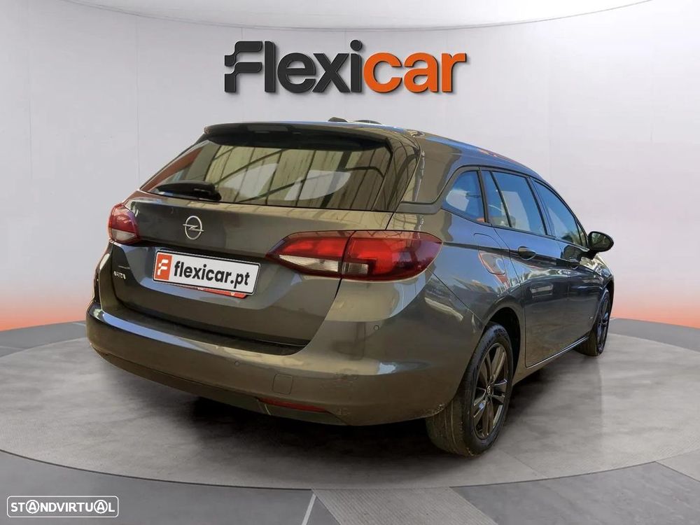Opel Astra Sports Tourer - 3