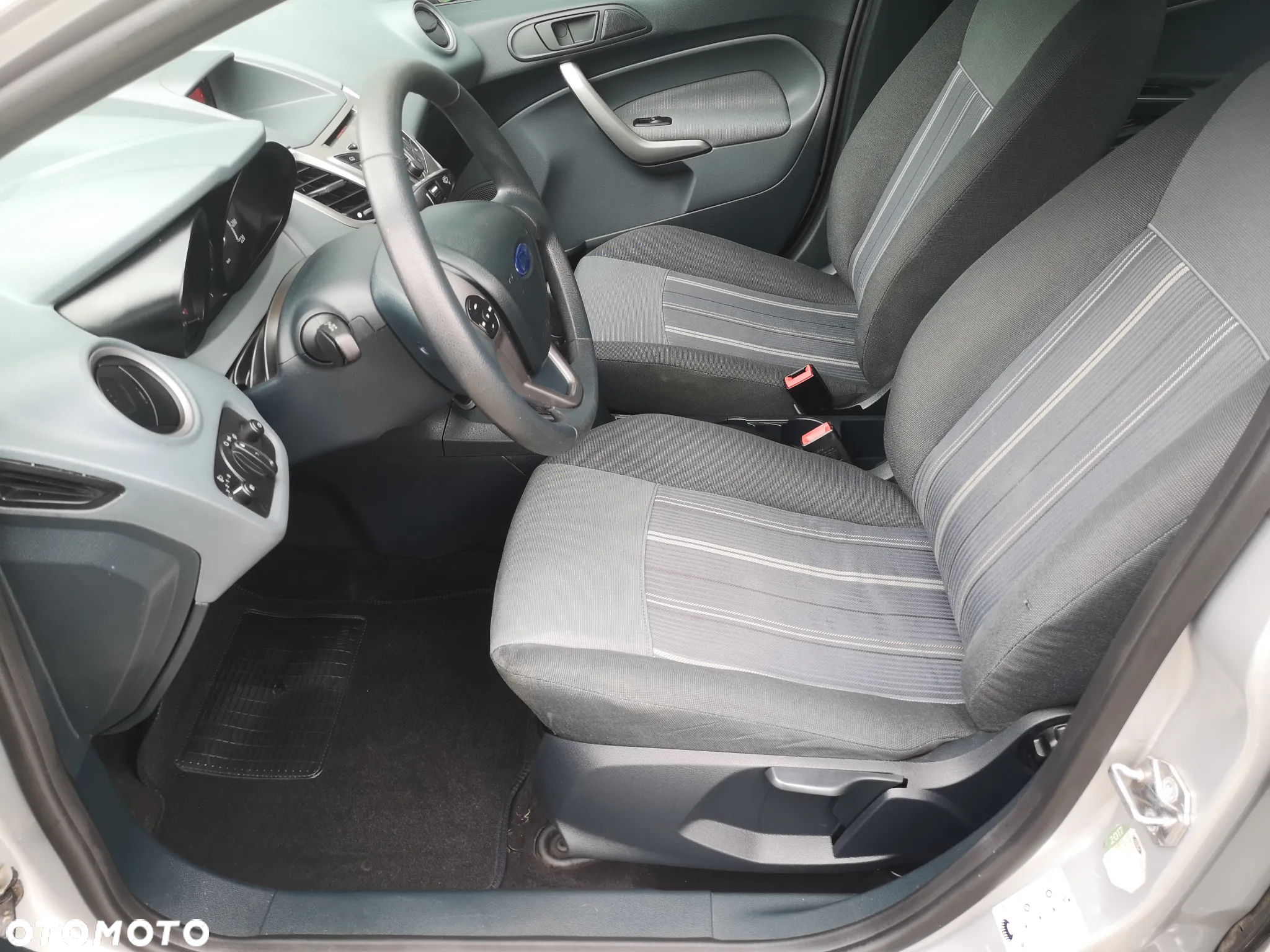 Ford Fiesta 1.25 Trend - 15