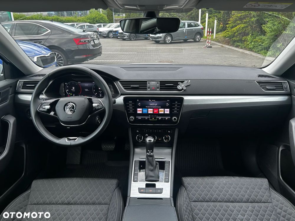 Skoda Superb 2.0 TDI SCR Ambition DSG - 25