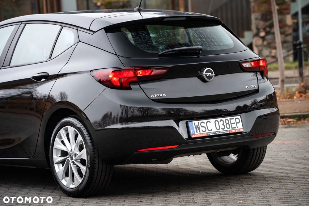 Opel Astra 1.4 Turbo Edition - 11