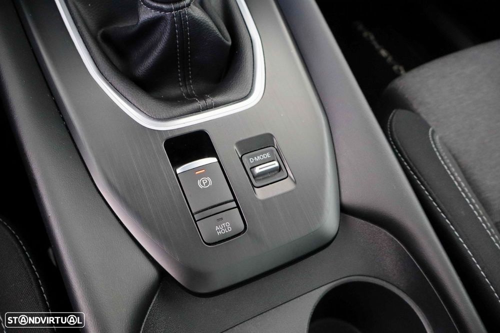 Nissan Qashqai 1.3 DIG-T N-Connecta - 35