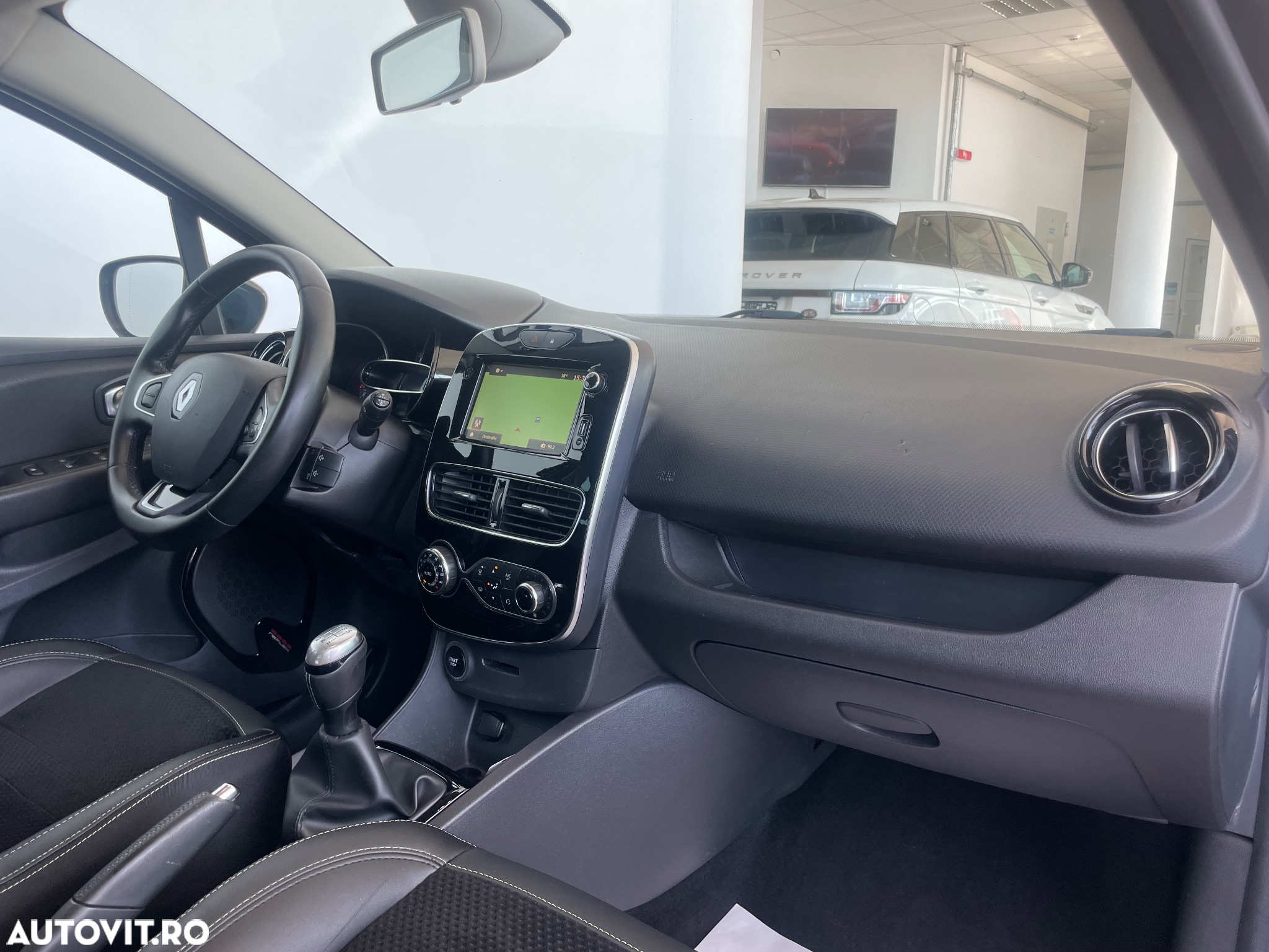 Renault Clio (Energy) TCe 90 Start & Stop INTENS - 18