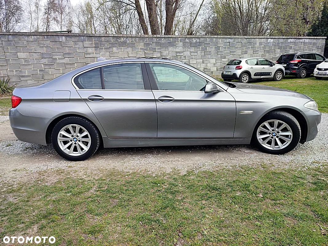 BMW Seria 5 520d - 30