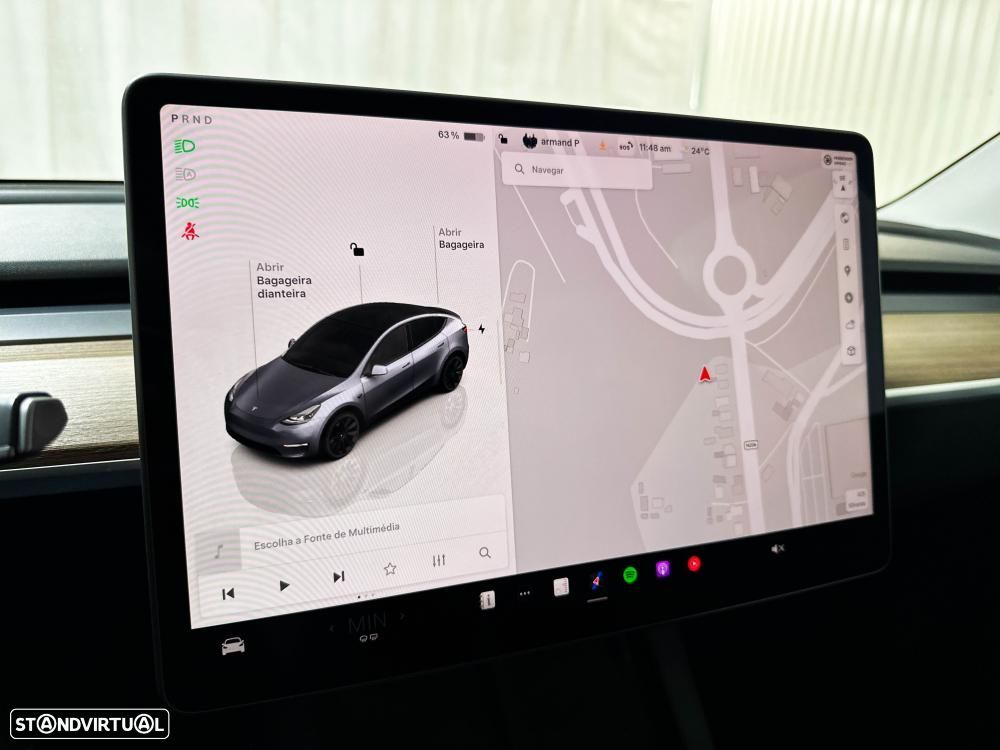 Tesla Model Y Long Range Dual Motor AWD - 52