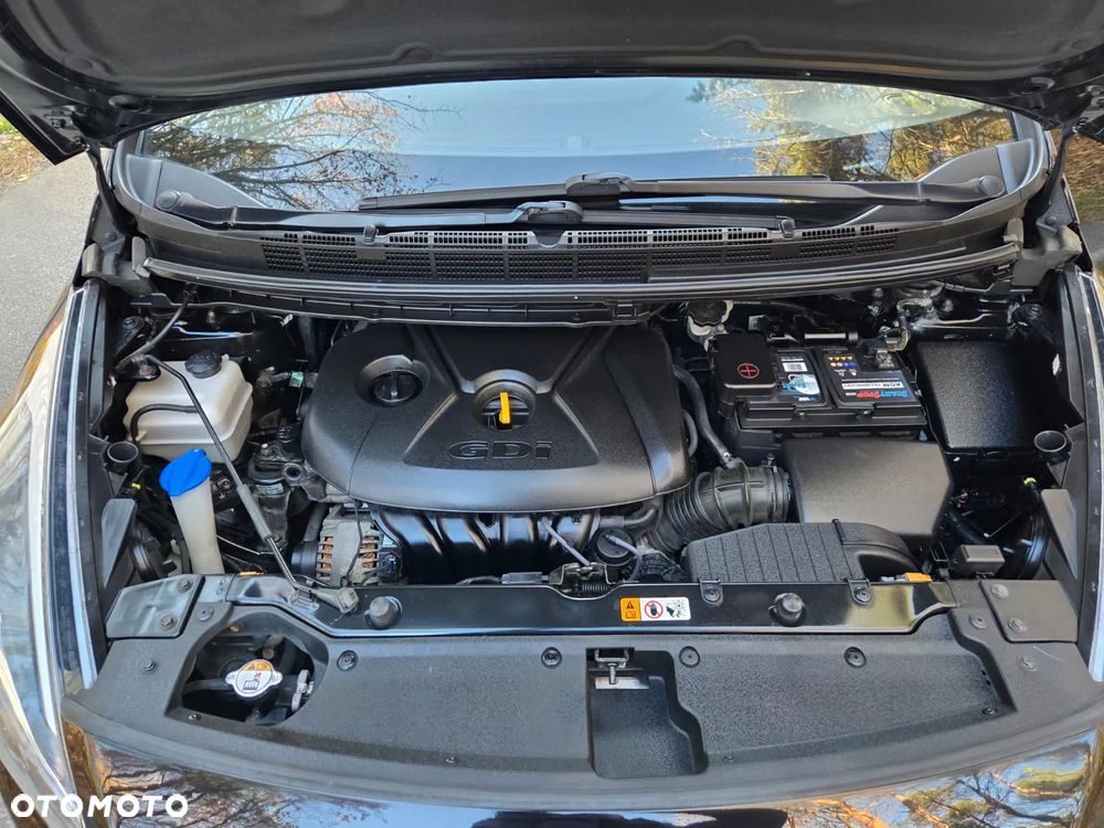 Kia Carens 2.0 GDI Edition 7 - 34