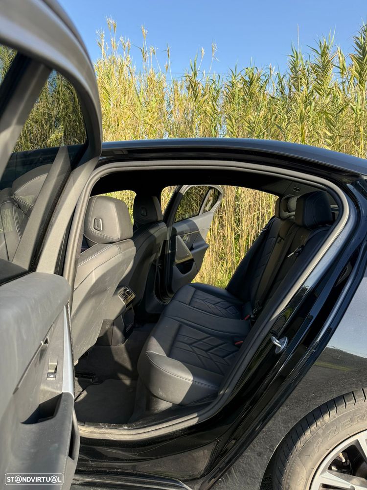 BMW 530 e Pack Desportivo M - 6