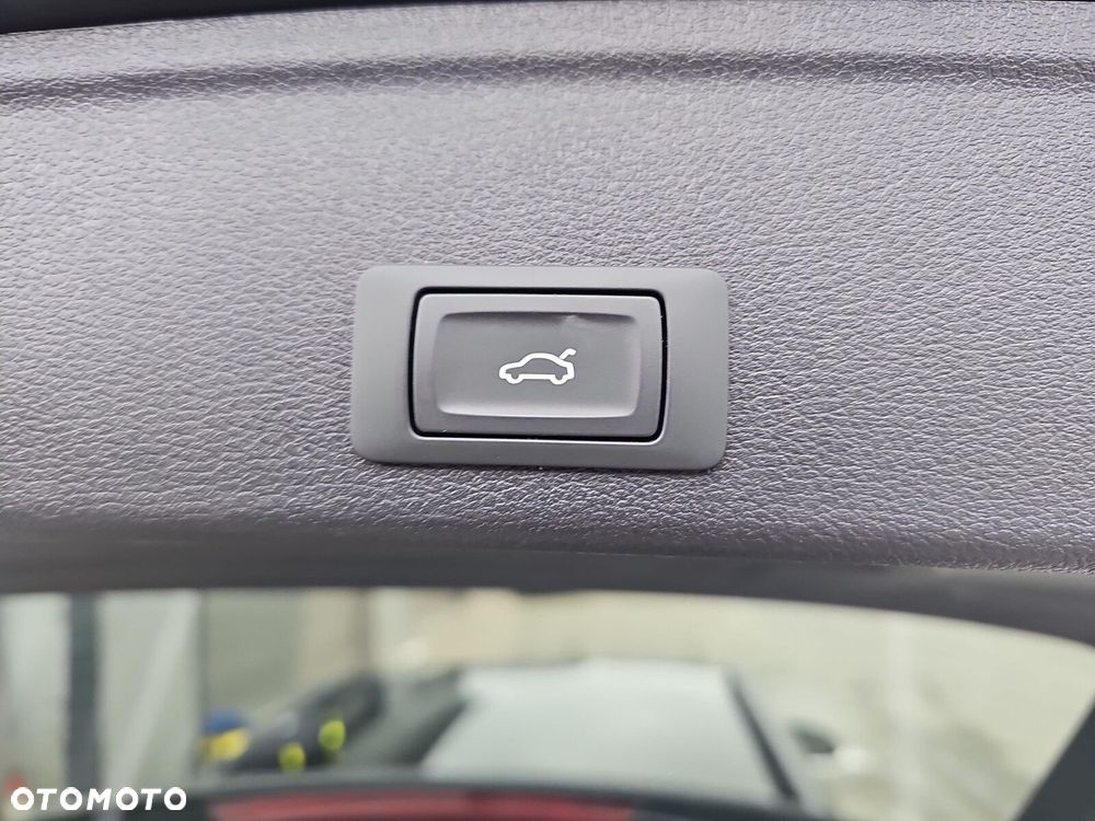 Audi A4 Allroad - 30