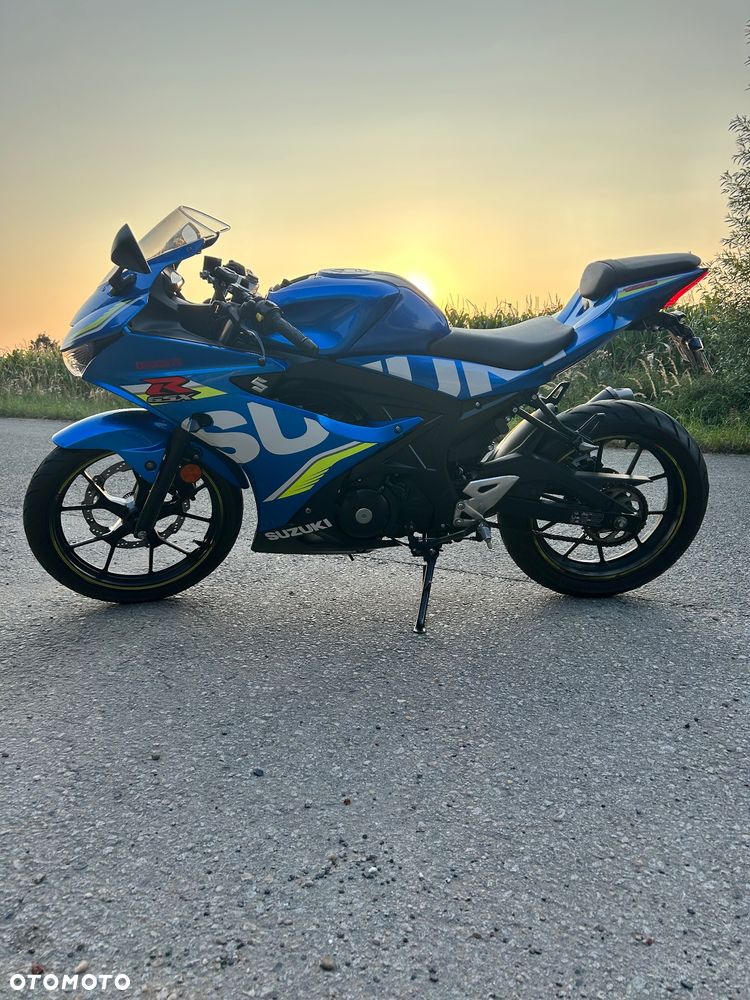 Suzuki GSX-R - 2