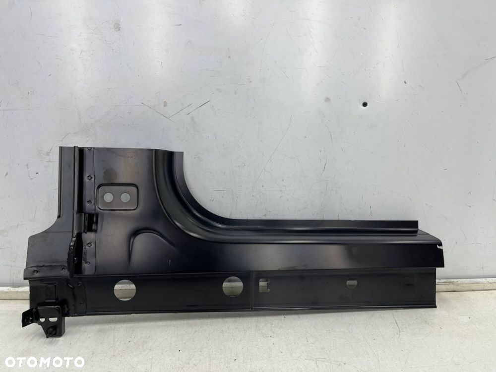 Poszycie Macan I 95b 14r.- LEWY przedni próg dolny słupek ćwiartka NOWE ORYGINALNE lewy środek - 1