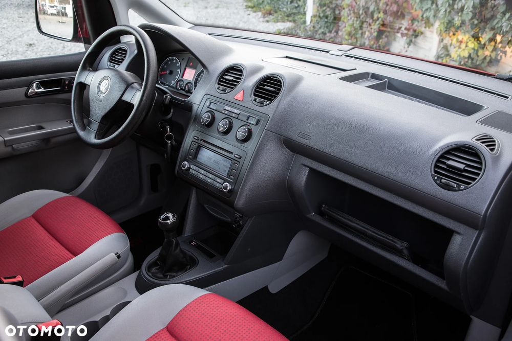 Volkswagen Caddy 1.6 Life Style (5-Si.) - 30