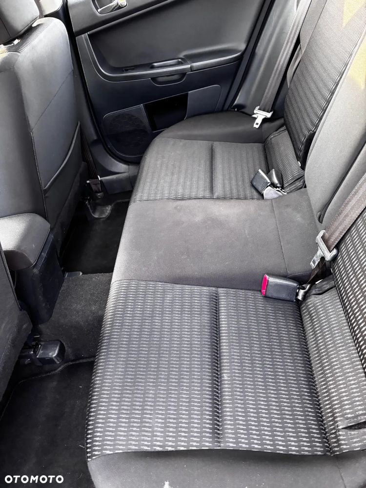 Mitsubishi Lancer 1.6 Invite - 11