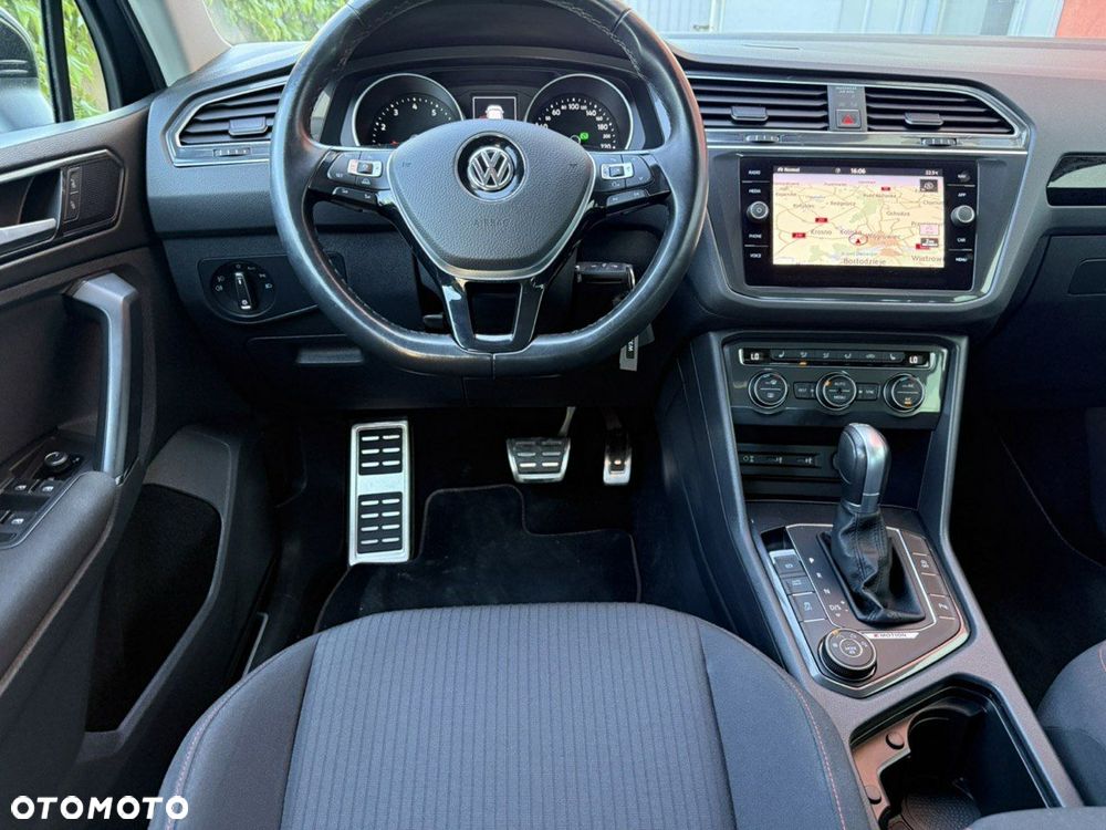 Volkswagen Tiguan - 16