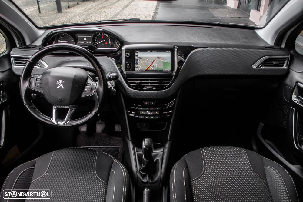 Peugeot 208 PureTech 82 Start & Stop Allure - 31