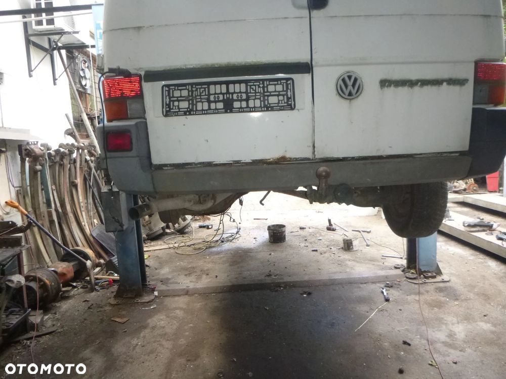 HAK HOLOWNICZY VW T4 BLASZAK SKRZYNIOWY - 1
