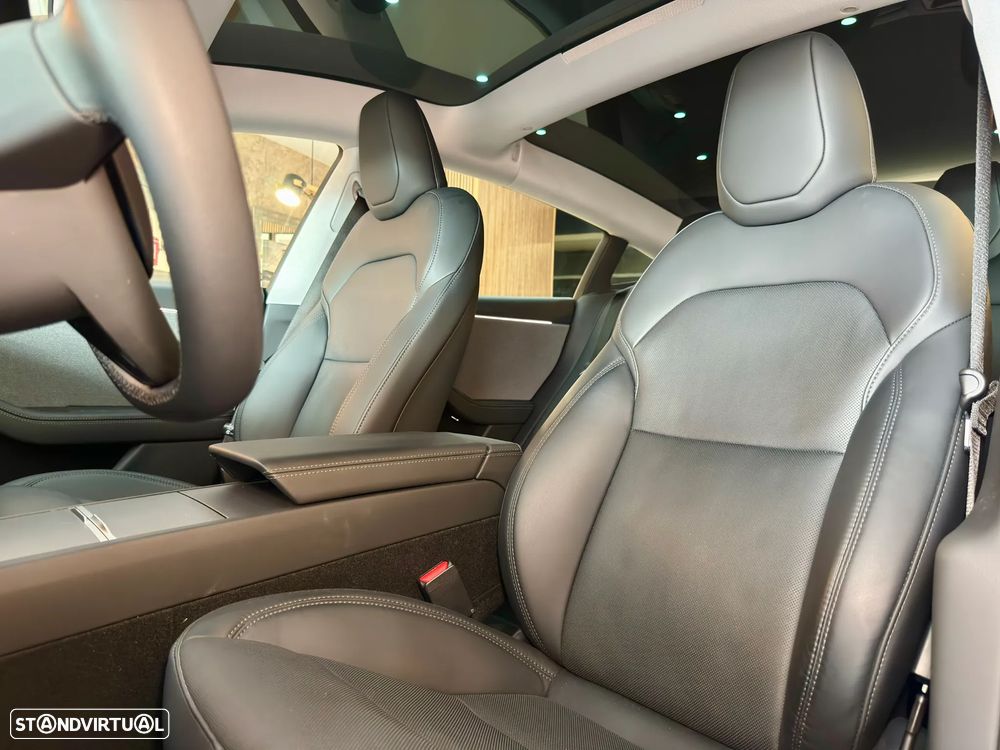 Tesla Model 3 Tração Traseira - 22