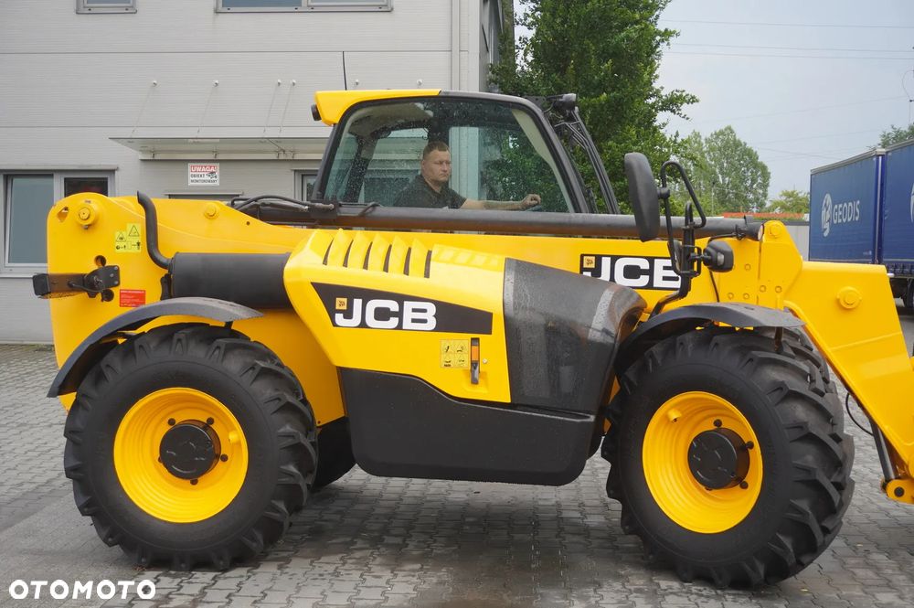 JCB 535-95 / 3,5 t / zasięg 9,5 m / joystick_235561 - 20