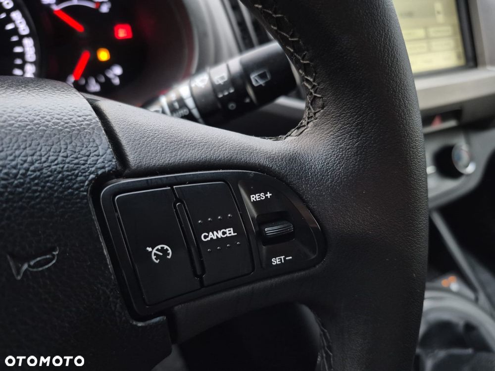 Kia Sportage 1.7 CRDI 2WD Spirit - 16