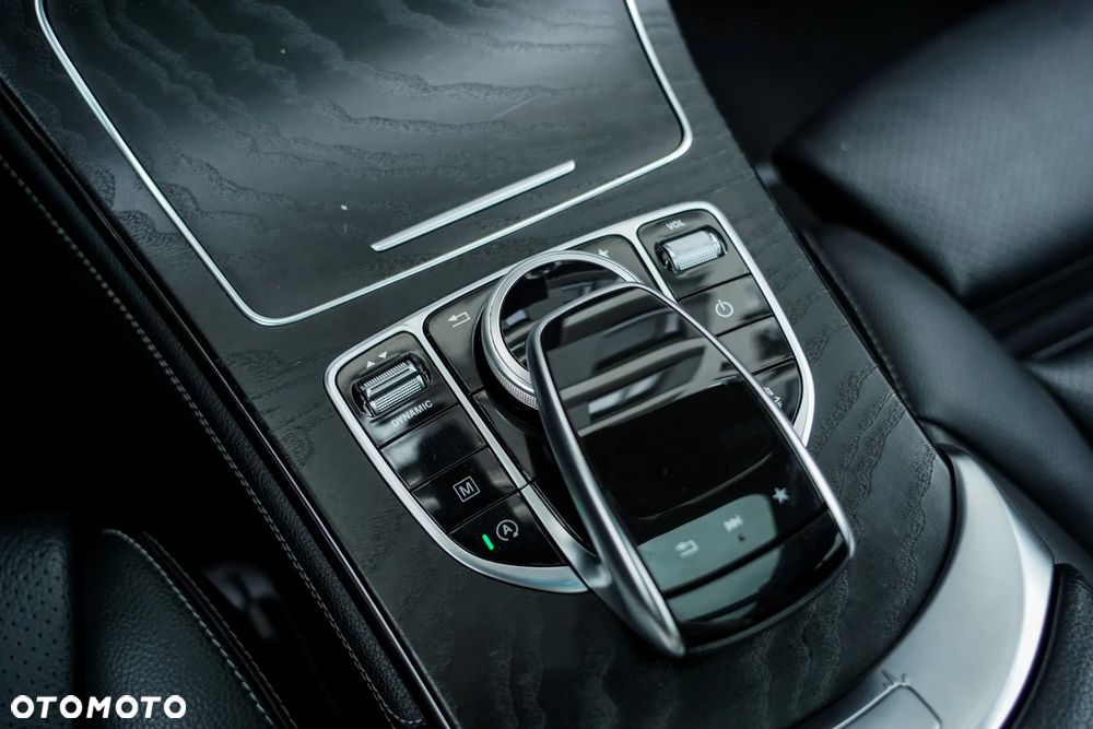 Mercedes-Benz GLC 300 4-Matic - 13
