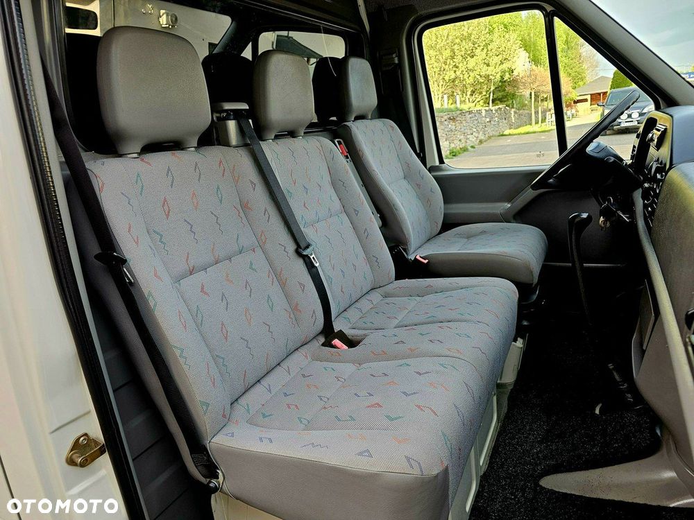 Volkswagen LT - 9