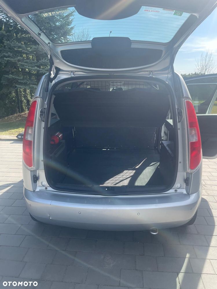 Škoda Roomster Premia - 13